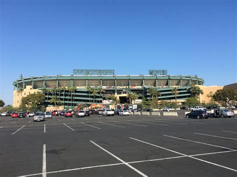 Anaheim Stadium | Baseball park, Stadium, Anaheim