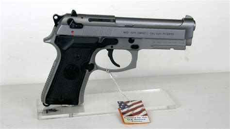 PISTOLA BERETTA _M9A1 COMPACT >CN30 - ArmeriaRossi