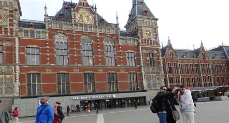 Amsterdam Central train station sightseeing - Rachel's Ruminations