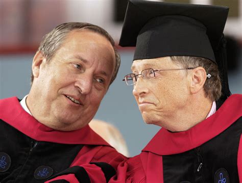 Dropout Bill Gates returns to Harvard for degree