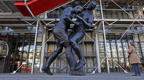 Zidane 'headbutt' statue that sparked backlash to be reinstalled in Qatar - Doha News | Qatar