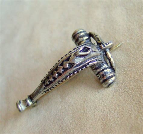 Roman Fibula Brooch | Ancient jewelry, Brooch, Iron age