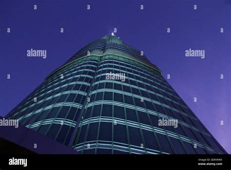 Meydan hotel, Dubai, UAE Stock Photo - Alamy