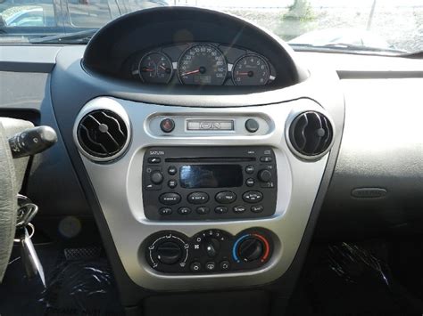 2004 Saturn ION - Interior Pictures - CarGurus