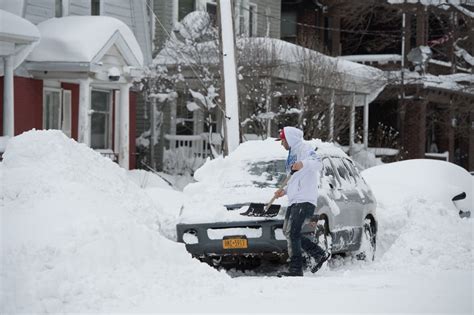 Florida Sees Snowfall After 29 Years as Winter Storm Hits US