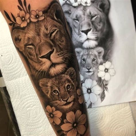 Lioness And Cub Tattoo, Lion Cub Tattoo, Female Lion Tattoo, Cubs Tattoo, Bild Tattoos, Neue ...