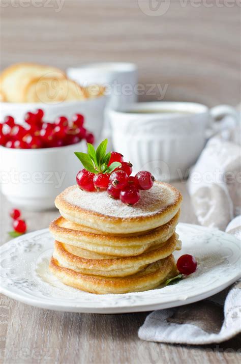 Pancakes with berries 1405257 Stock Photo at Vecteezy