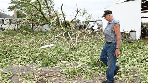 7 Michigan tornadoes confirmed, 2 dead