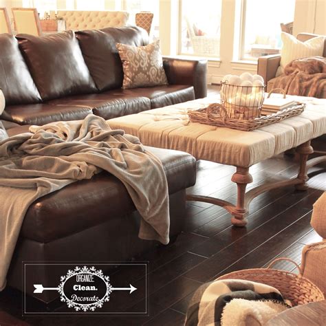 20+ Beige Leather Sofa Decorating Ideas