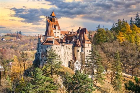 Descubre 10 castillos medievales fascinantes por el mundo