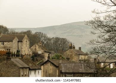 537 Peak District Cottage Stock Photos, Images & Photography | Shutterstock