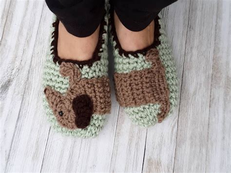 Crochet Dog slipper pattern dachshund dog slippers | Etsy