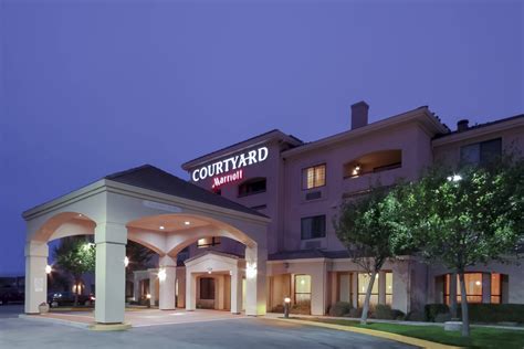 Courtyard by Marriott Salinas Monterey in Salinas | Courtyard by ...