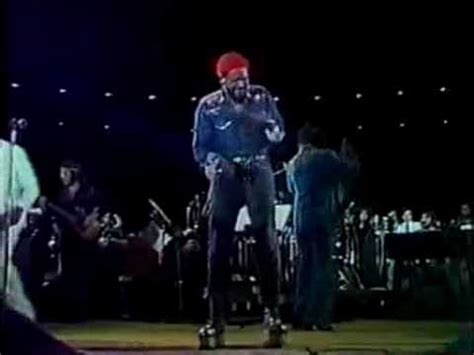 Marvin Gaye - LIVE Medley 1974 - YouTube