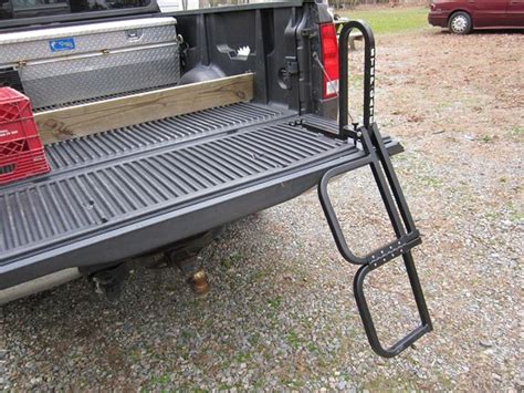 Diy Tailgate Step : How to Make a Tailgate Wall Bench - DIY projects for everyone! - Introducing ...