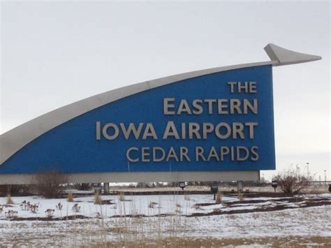 The Eastern Iowa Airport (CID), 2121 Arthur Collins Pkwy SW, Cedar Rapids, IA, Airport - MapQuest