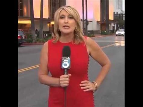 ktla 5 News Reporter Video Bombed & Scared Priceless - YouTube