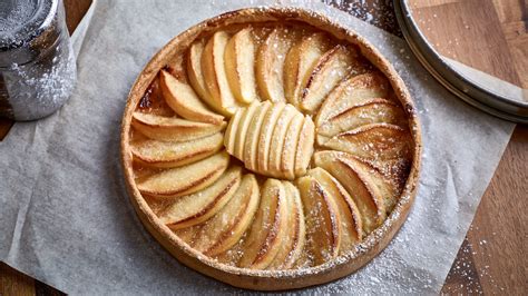 Apple Tart 'Maman Blanc' - Raymond Blanc OBE