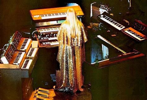 Rick Wakeman in his sequined cape on keys. | Rick wakeman, Wakeman ...