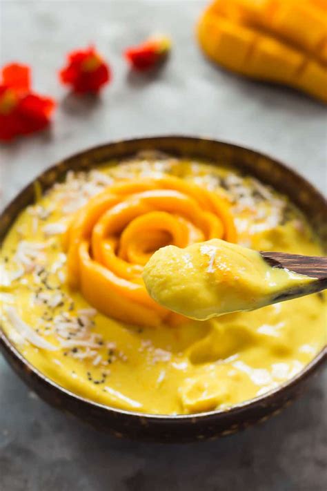 Mango Smoothie Bowl - Vegan, Paleo » LeelaLicious