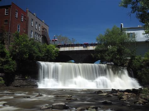 Visit Chagrin Falls: 2024 Travel Guide for Chagrin Falls, Ohio | Expedia