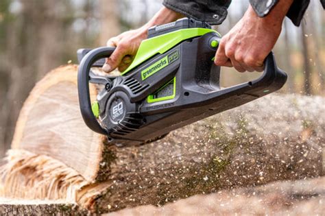 60V Pro Brushless Chainsaw (16") - Greenworks Australia