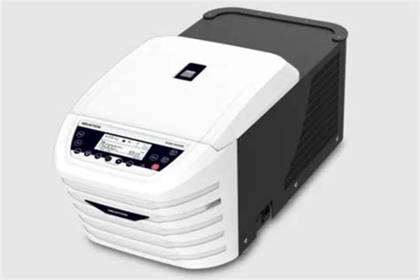 Neuation refrigerated centrifuge, Dimension : 452 x 314 x 278mm at Rs 1.40 Lakh / Piece