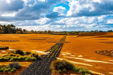 Getting in Touch with Nature at the Cranbourne Botanic Gardens - Ortus