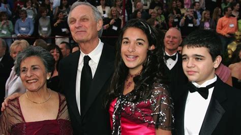 Alan Alda's Family: 5 Fast Facts You Need to Know