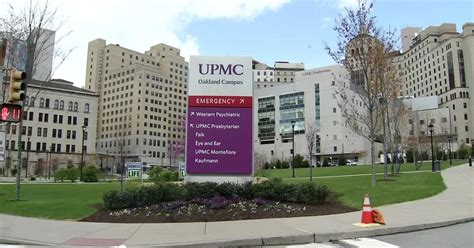 Player Injured In High School Football Game Sent To UPMC Presby - CBS Pittsburgh