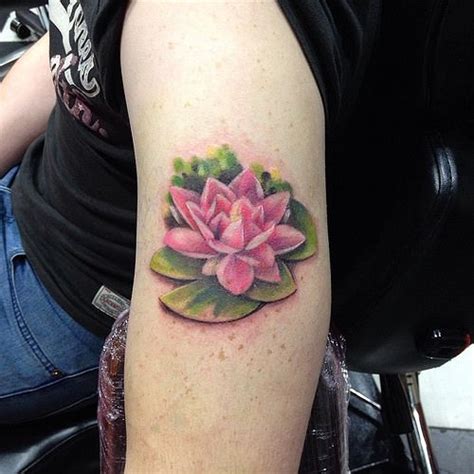 Today's lily pad #tattoo | Small tattoos for guys, Tattoos for women flowers, Flower tattoo