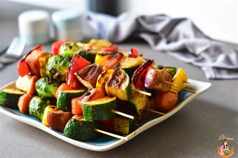 Grilled Vegetable Skewers (Whole 30, Paleo, Vegan) Grilled Vegetable Skewers, Grilled Vegetables ...