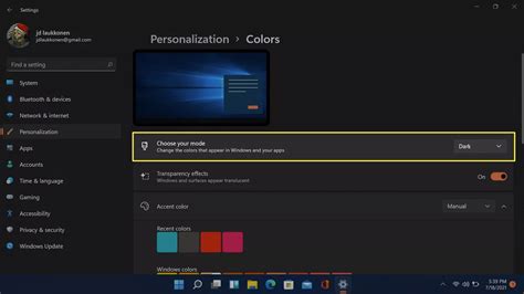 How to Turn on Windows 11 Dark Mode