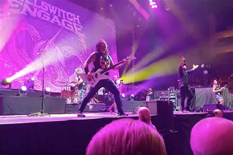 Howard Jones Joined Killswitch Engage Onstage in London