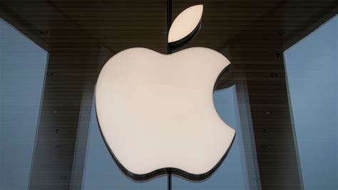 Apple will reportedly postpone some bonuses until later in the year ...