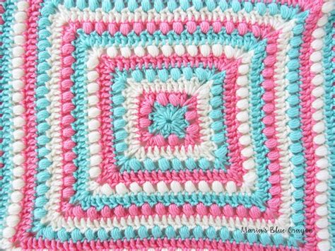 Bobbles and Stripes Granny Square Blanket - Free, Easy Crochet Pattern - Maria's Blue Crayon