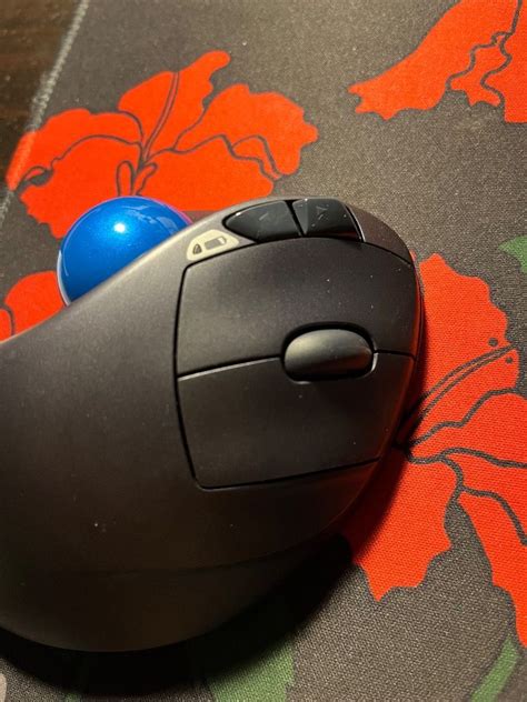 Logitech M570 Wireless Trackball, Computers & Tech, Parts & Accessories, Mouse & Mousepads on ...