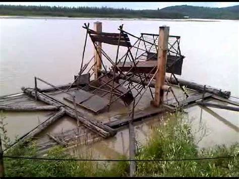 Salmon Fish Wheel - YouTube