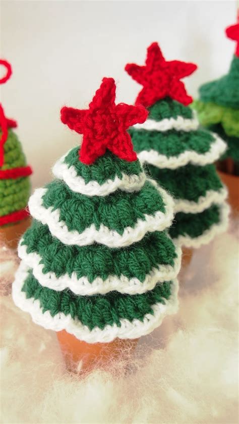 10 things you need to crochet for your Christmas party - Sewrella