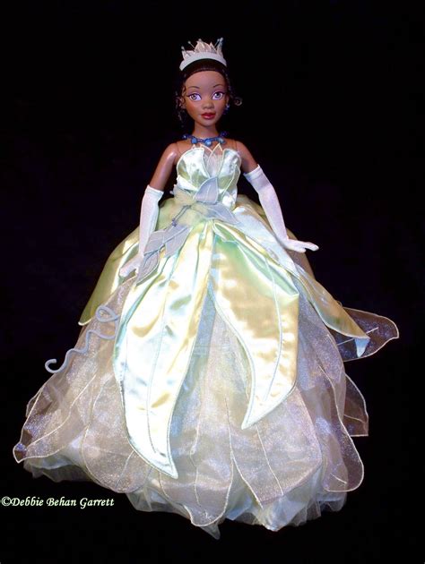 Black Doll Collecting: Trouble with Tonner's Princess Tiana