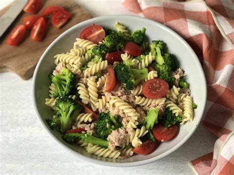 Ensalada de Pasta con Atún y Brócoli | Receta ekilu