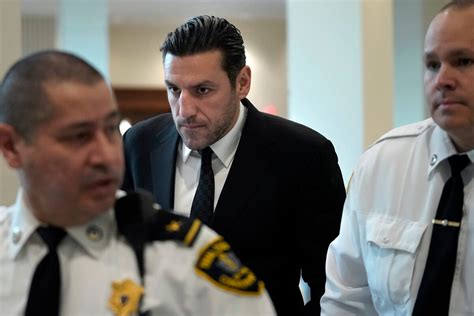 Bruins forward Milan Lucic pleads not guilty to assault and battery charge - The Globe and Mail