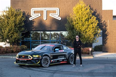 NEW SHOE Adam LZ Joins RTR Formula Drift Team As Co-Driver