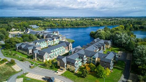 DE VERE COTSWOLD WATER PARK - Updated 2024 Reviews, Photos & Prices