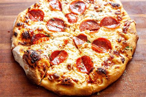 Homemade Pepperoni Pizza Recipe