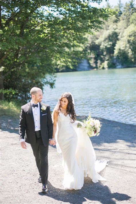 Whimiscal Summer Wedding at Mohonk Mountain | TWP