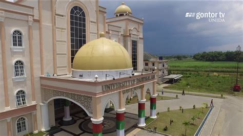 Gedung Utama UNIDA Gontor shooting from the sky - YouTube