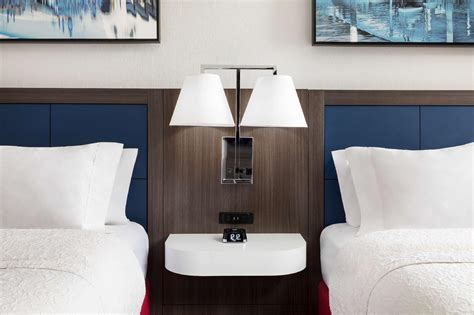 Hampton Inn & Suites Baltimore Inner Harbor Hotel (Baltimore (MD)) - Deals, Photos & Reviews