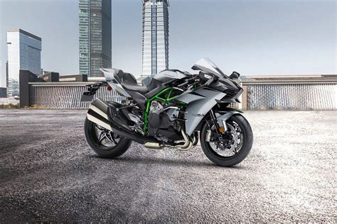 Kawasaki Ninja H2 Carbon Price, Images, Mileage, Specs & Features