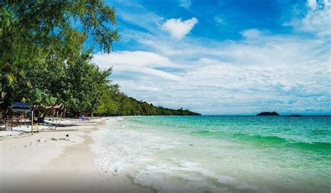 Koh Rong Beach — Discovering 5 best beaches in Koh Rong Island, Cambodia - Living + Nomads ...